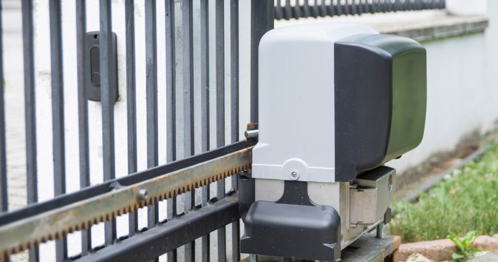 Travamentos de portão basculante